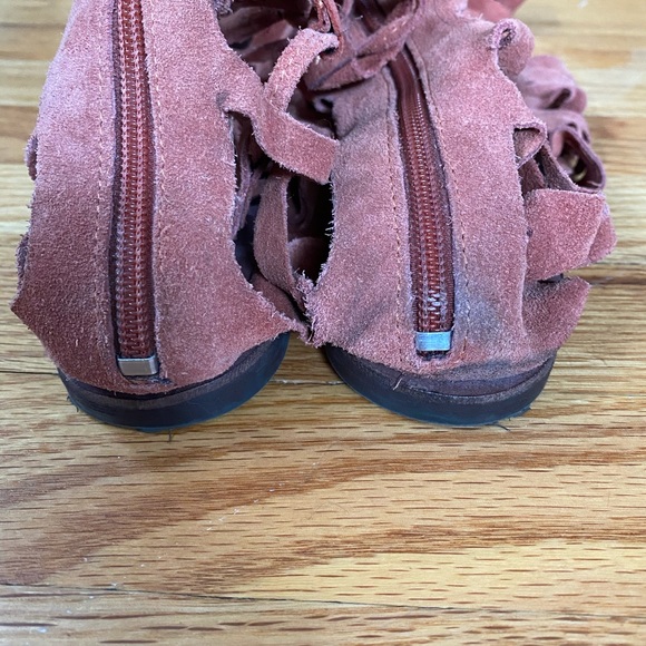 Sold out Cypress Hill Tall Gladiator Sandal - Picture 5 of 5